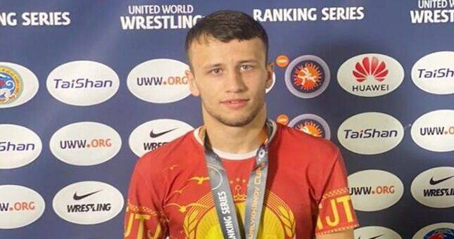 Уроженец Таджикистана разнес соперника и выиграл медаль на крупном турнире