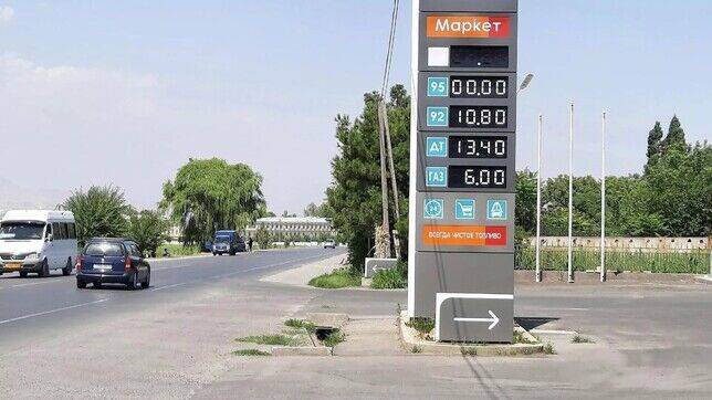 Дефицит и рост цен: в Таджикистане начинает штормить топливный рынок