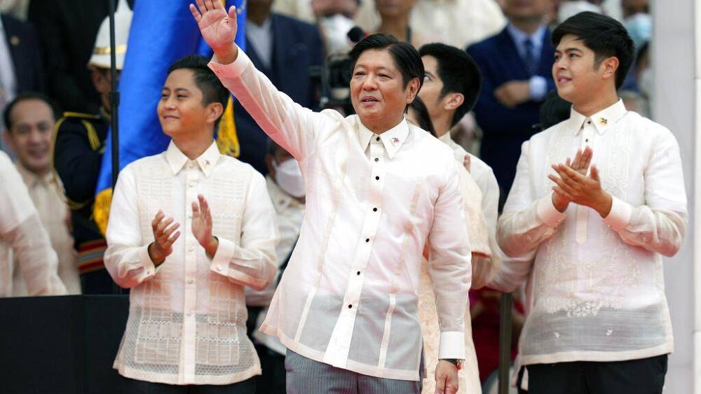 Новый президент Филиппин Фердинанд Маркос-младший принял присягу