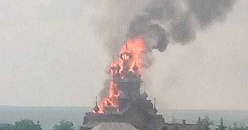 Из-за обстрелов в Донецкой области пылает святыня Святогорской Лавры УПЦ МП (ФОТО)