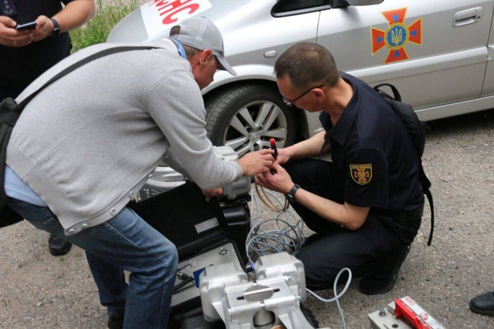 Поможет сохранить тысячи жизней: Харькову передали две мобильные электросирены «Pavian» (фото)