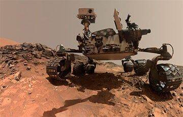 Ученые обнаружили на Красной планете необычные «столбы»