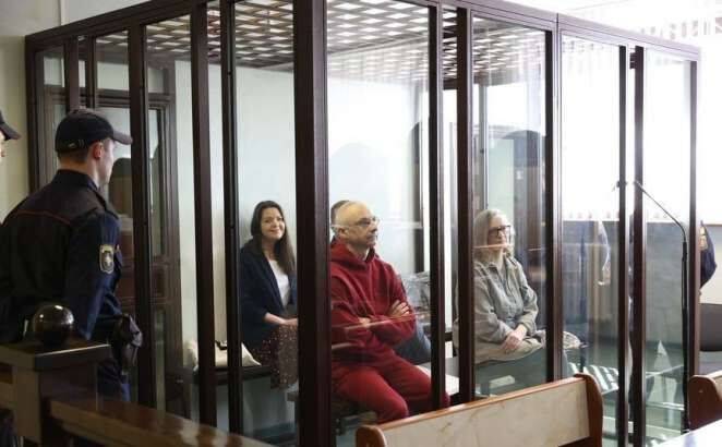 Журналисты БелаПАН на скамье подсудимых. Фотофакт