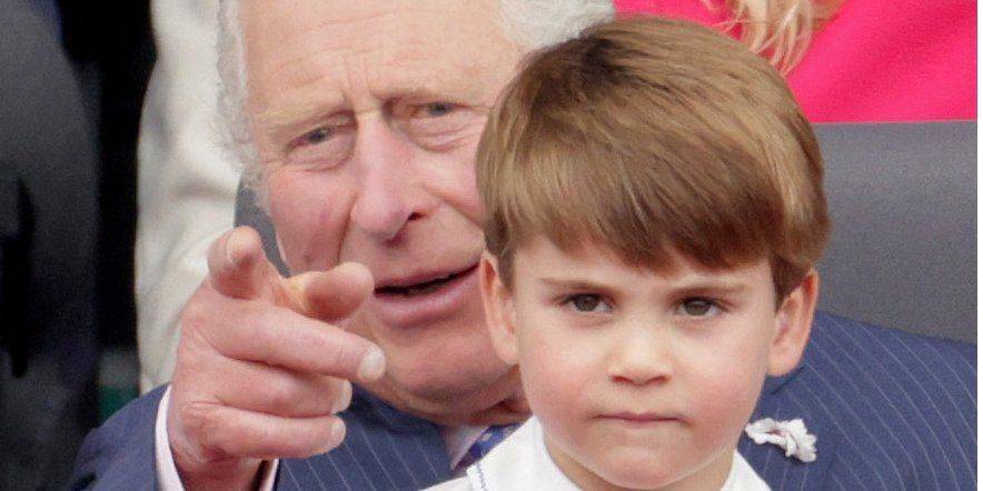 Дедушка и внук. Фотографы поймали трогательный момент общения принца Чарльза с Луи