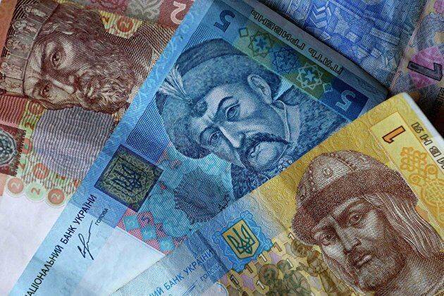 Нацбанк Украины увеличил расходы на поддержку курса гривны в мае в 1,7 раза, до $3,4 миллиарда