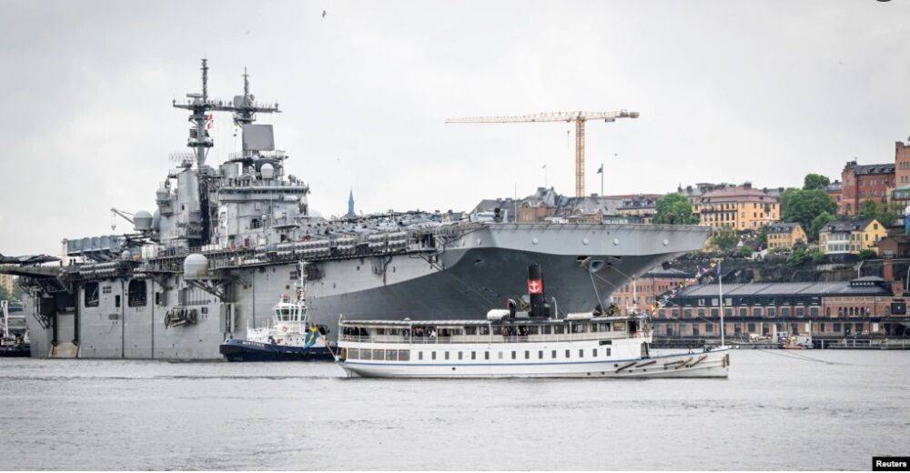 НАТО проводит совместные военно-морские учения с Финляндией и Швецией