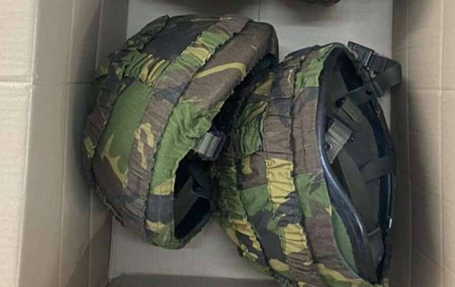 На Днепропетровщине выявили схему продажи военной амуниции под видом «гуманитарки»