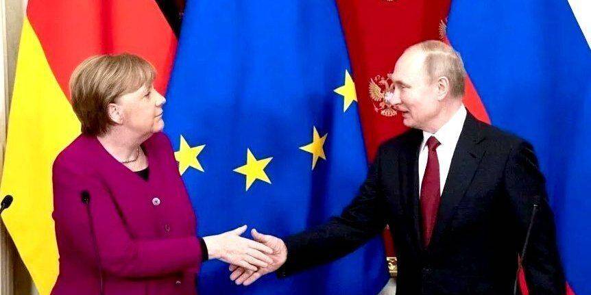В ОПУ раскритиковали Меркель, попытавшуюся оправдать свои ошибки в отношениях с Путиным