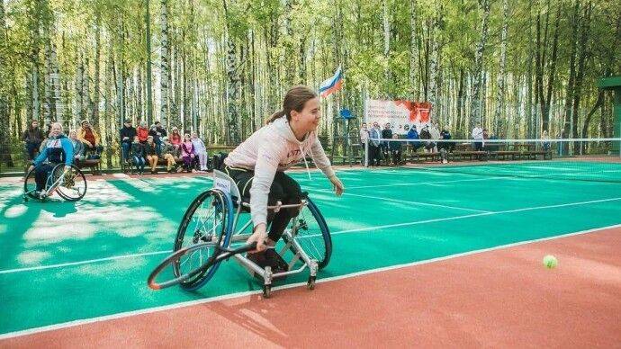 В парке «Швейцария» состоялся чемпионат России по большому теннису на колясках