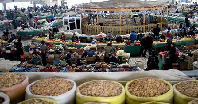 В Узбекистане вслед за «буханкой» подорожали и другие продукты питания