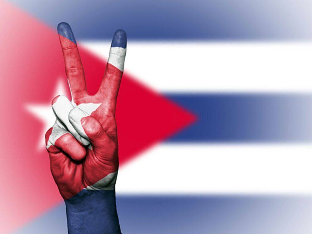 США смягчили санкции, введенные против Кубы