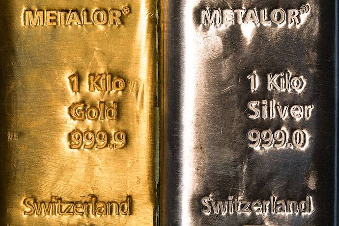 ЕС хочет запретить импорт российского золота вслед за США – Bloomberg