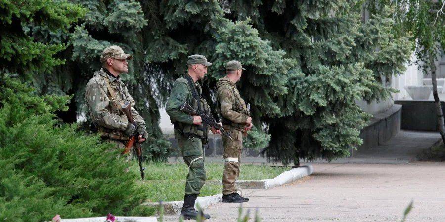 В Донецке родители протестуют против отправки курсантов на фронт. В тетради командира они записаны как «мясо»