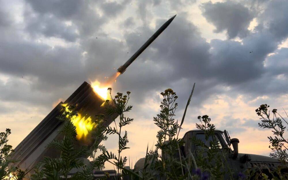 Жаркая ночь на юге Украины: ВСУ уничтожили командный пункт, ПВО, две сотни орков и склад БК