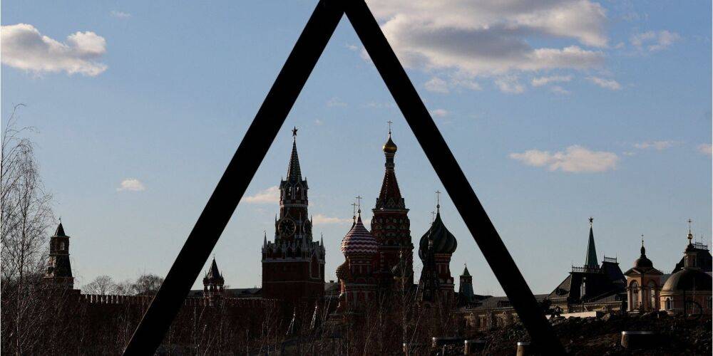 В Кремле обсуждают возможность ядерного удара по Украине — Арестович