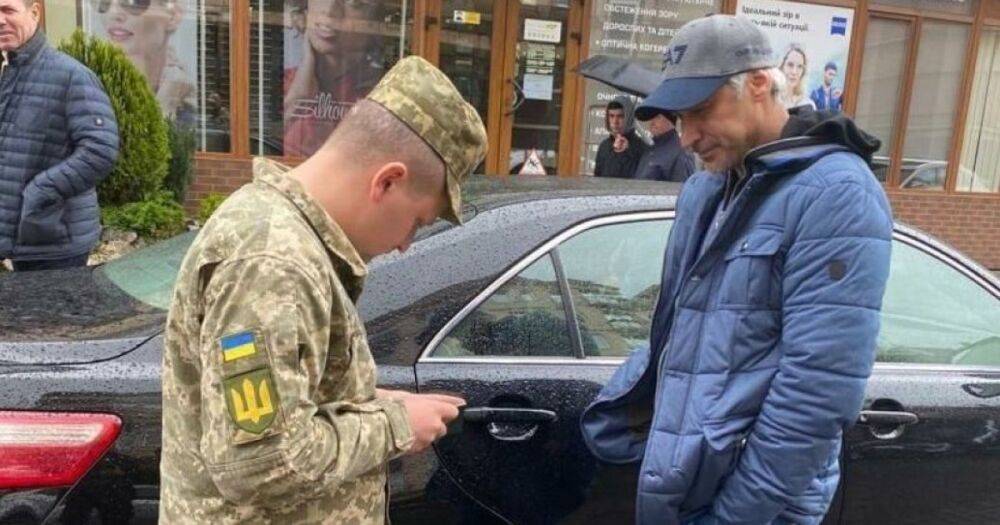 В Украине собрали более 6 тыс. подписей к петиции о запрете выдачи повесток на улицах