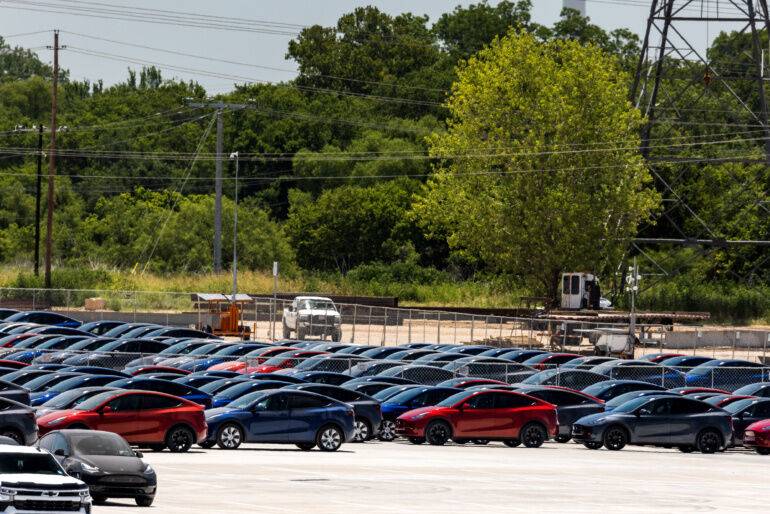 Аномальная жара в Техасе – Tesla просит жителей не заряжать электромобили в часы пик, а майнерам пришлось отключить свои фермы