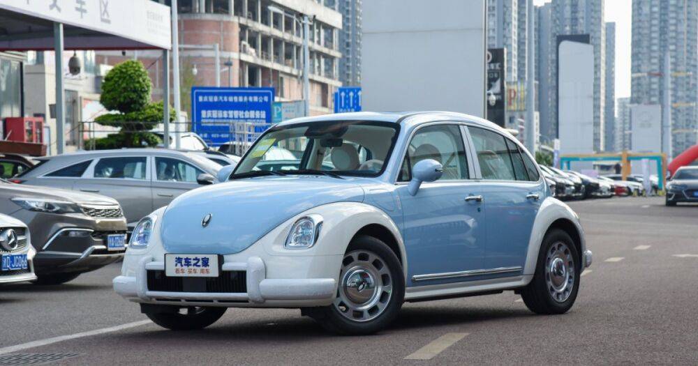 Новый китайский электромобиль оказался клоном Volkswagen Beetle (фото)
