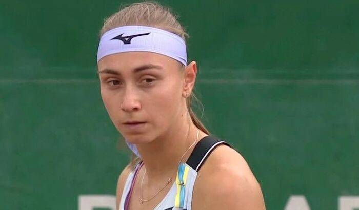 Сербская теннисистка Крунич, родившаяся в Москве, сыграла с лентой в цветах украинского флага