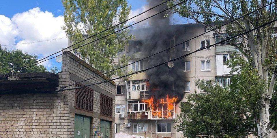 Ракетный удар РФ по центру Краматорска: погиб один человек, еще десять пострадали