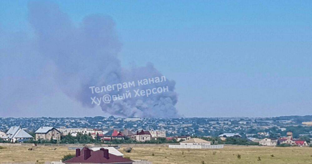 В Чернобаевке поднимается большой столб дыма после очередного удара ВСУ (видео)