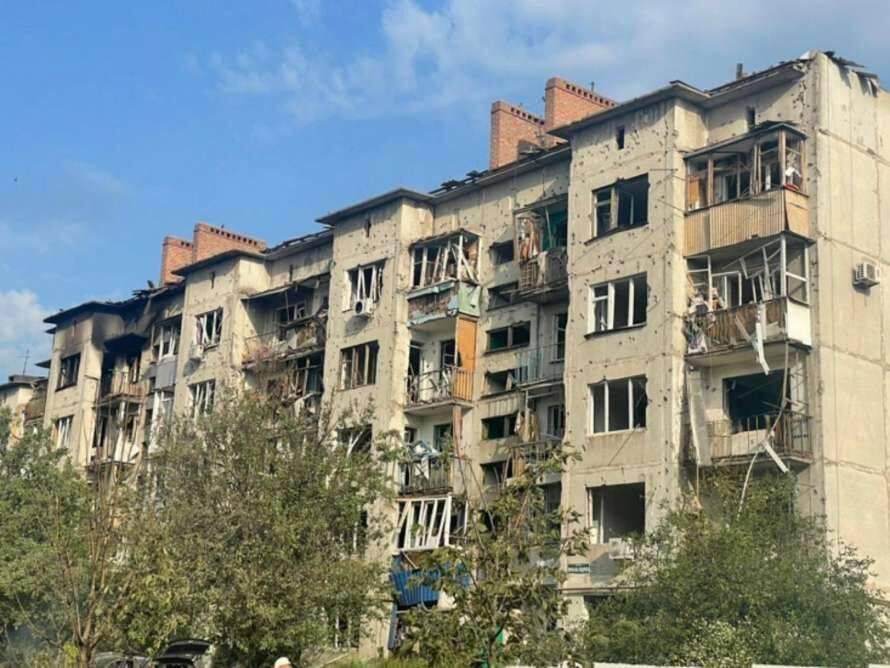 Оккупанты обстреляли Славянск кассетными снарядами: есть погибшие