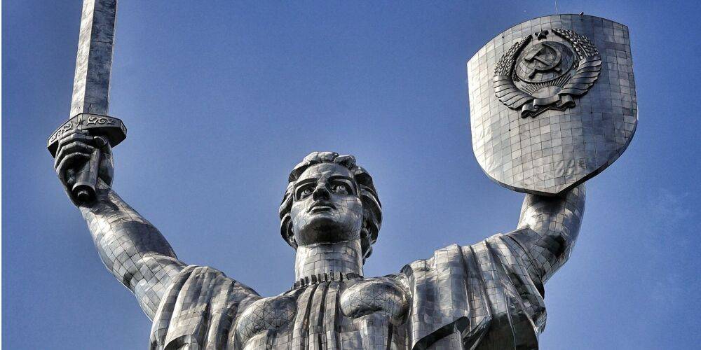 «Не торопитесь возвращаться». Что ждет города Украины в ближайшие месяцы — астрологи