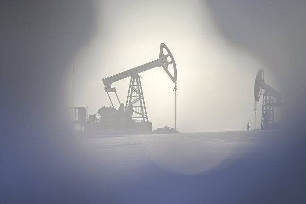 Источник: нефть Urals в июле торгуется в Европе со скидкой $32-35, около $80 за баррель