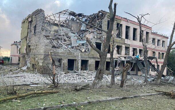 Войска РФ разрушили две школы на Донетчине