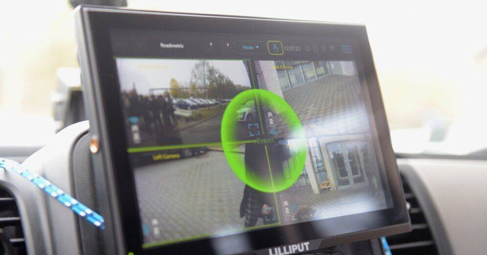 ФОТО: На дорогах появятся новые машины полиции с 360-градусной камерой слежения