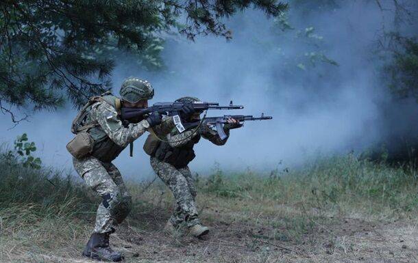 Харьковские бойцы теробороны уничтожили МТЛБ РФ