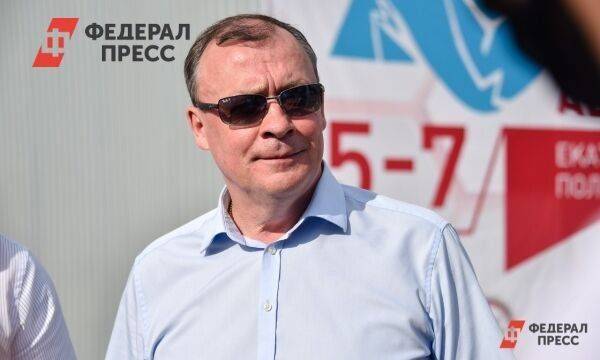 Мэр Екатеринбурга поздравил работников доминирующей сферы экономики