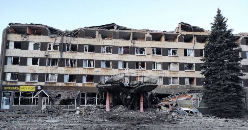 В результате удара ВСУ по отелю в Хрустальном ликвидировано 100 россиян, — СтратКом