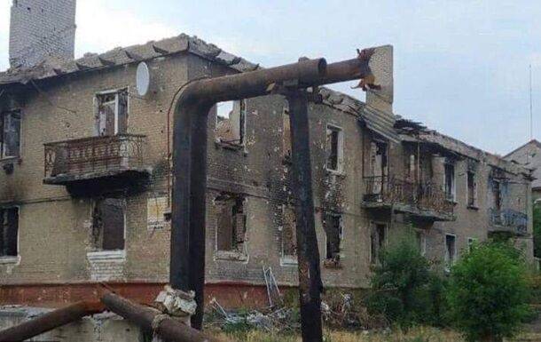 Враг сжигает населенные пункты Луганщины - Гайдай