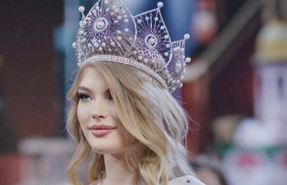 Корона «Мисс Россия - 2022» досталась красавице из Оренбурга