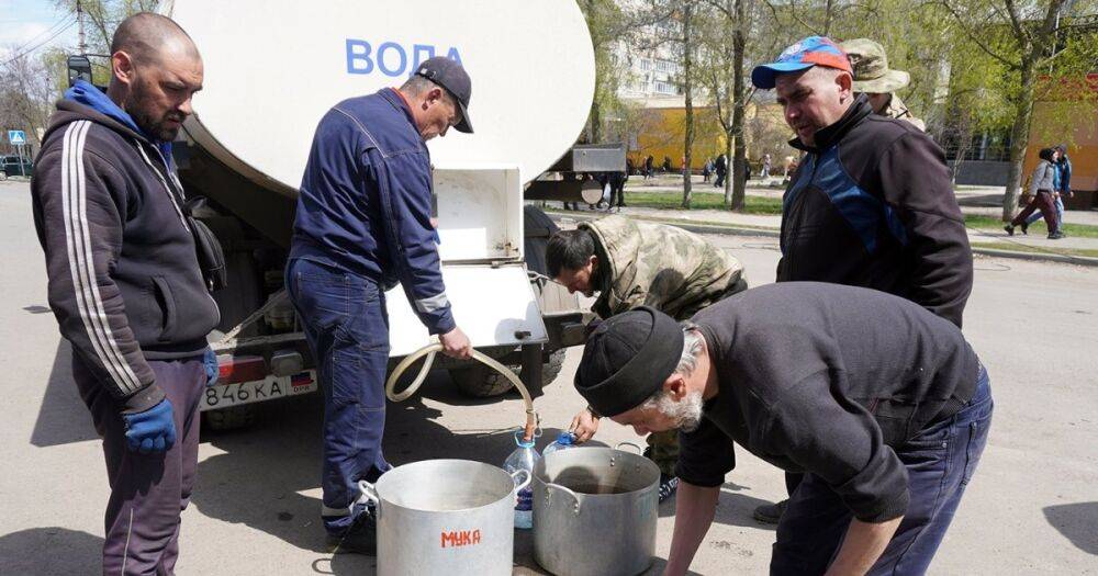 В Мариуполе оккупанты раздают "питьевую" воду, зараженную бактериями фекалий, — горсовет