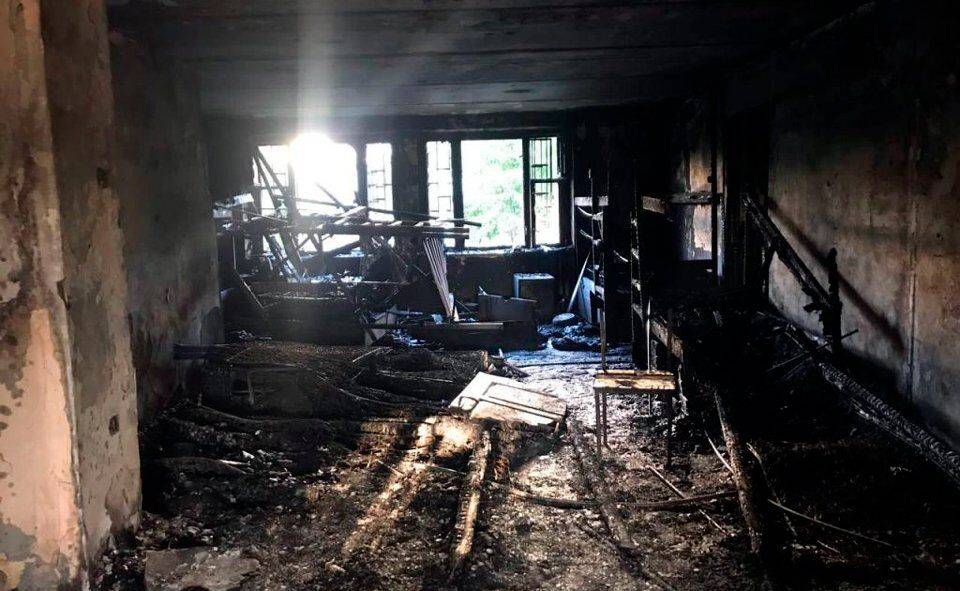 Два узбекистанца погибли в результате пожара в хостеле в Москве