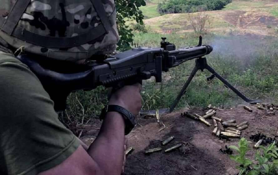 Украинские воины уничтожили десятки захватчиков вместе техникой на юге Украины