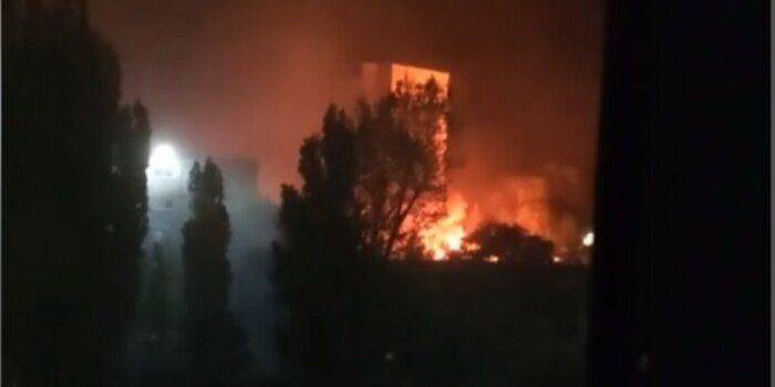 В Энергодаре прогремели взрывы в гостинице, где поселились оккупанты: вспыхнул сильный пожар