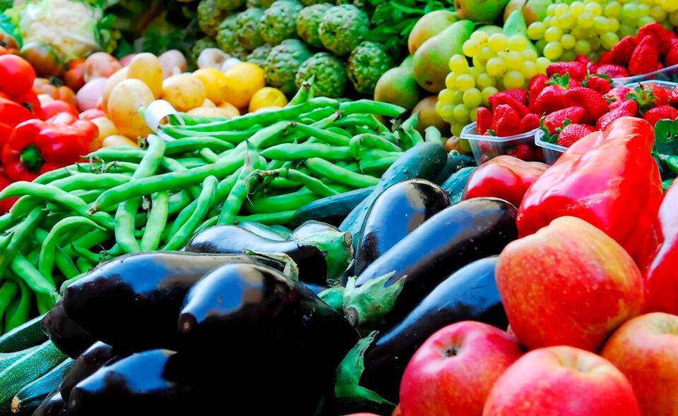 Узбекистан за пять месяцев отправил на экспорт плодоовощной продукции на 335 миллионов долларов