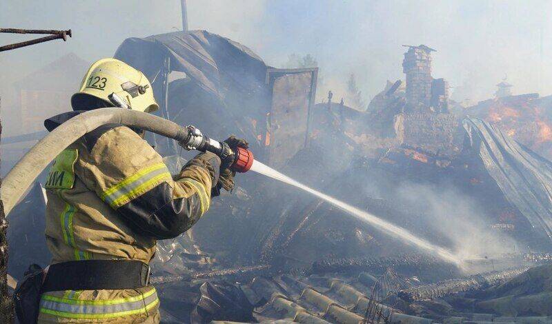 Более 160 пожаров произошло в Тюменской области за неделю