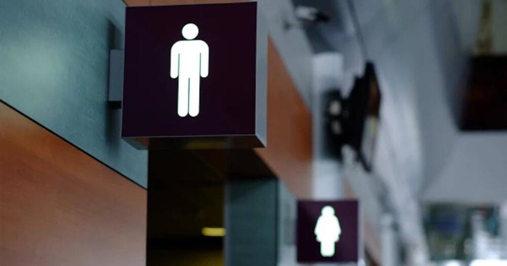 Правительство решило отказаться от гендерно-нейтральных туалетов