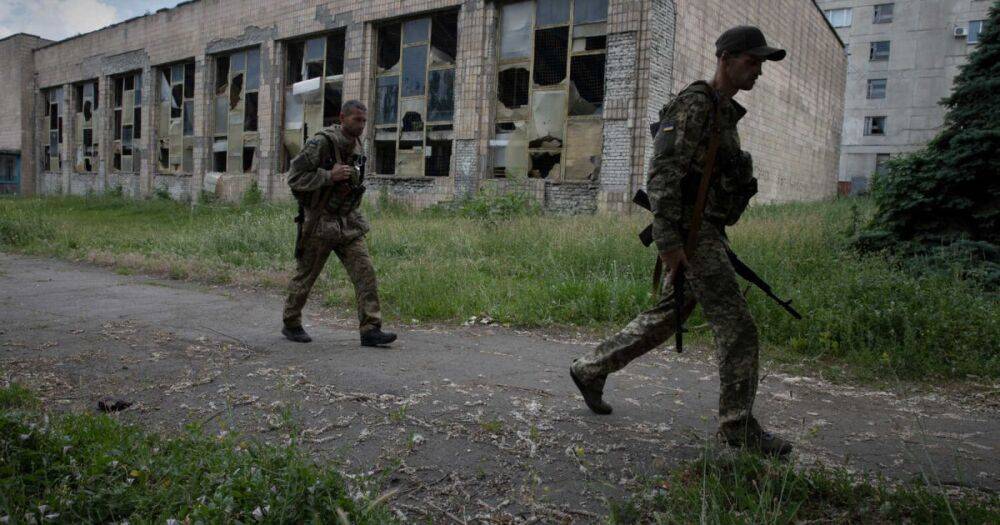 ВСУ все еще сражаются за Луганскую область, — Гайдай