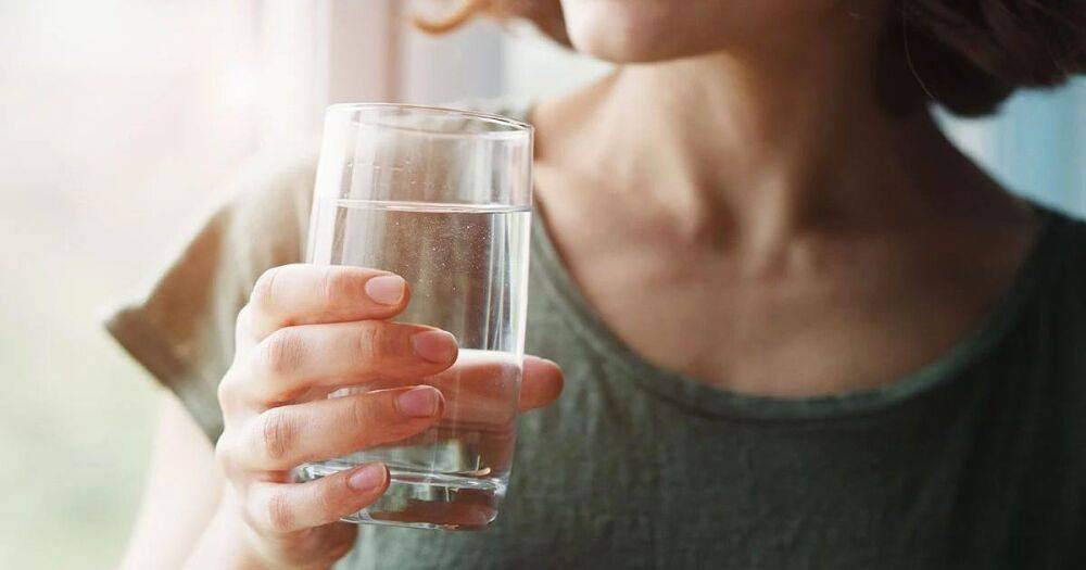 Миф или правда. Ученые рассказали, действительно ли нужно пить 8 стаканов воды в день