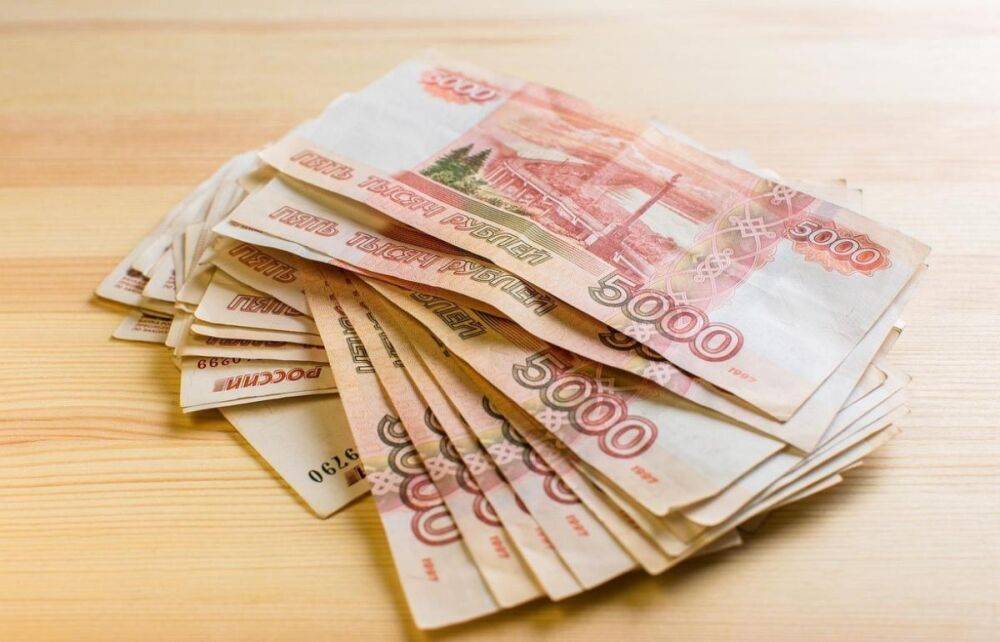 В Тверской области лесозаготовительная фирма незаконно заплатила 200 тыс. рублей работнику лесничества