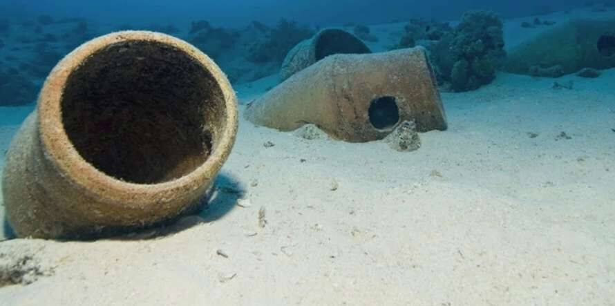 Археологи обнаружили на дне океана амфоры, которые хранят секреты древнеримского вина