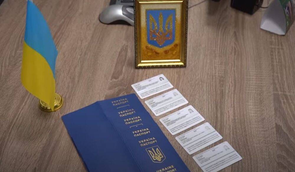 Дерут три шкуры за паспорт: украинское посольство в Грузии выставляет украинцам огромные счета за документы