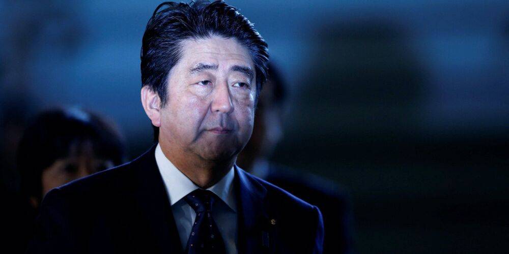 Экс-премьер-министр Японии Синдзо Абэ умер в больнице после покушения