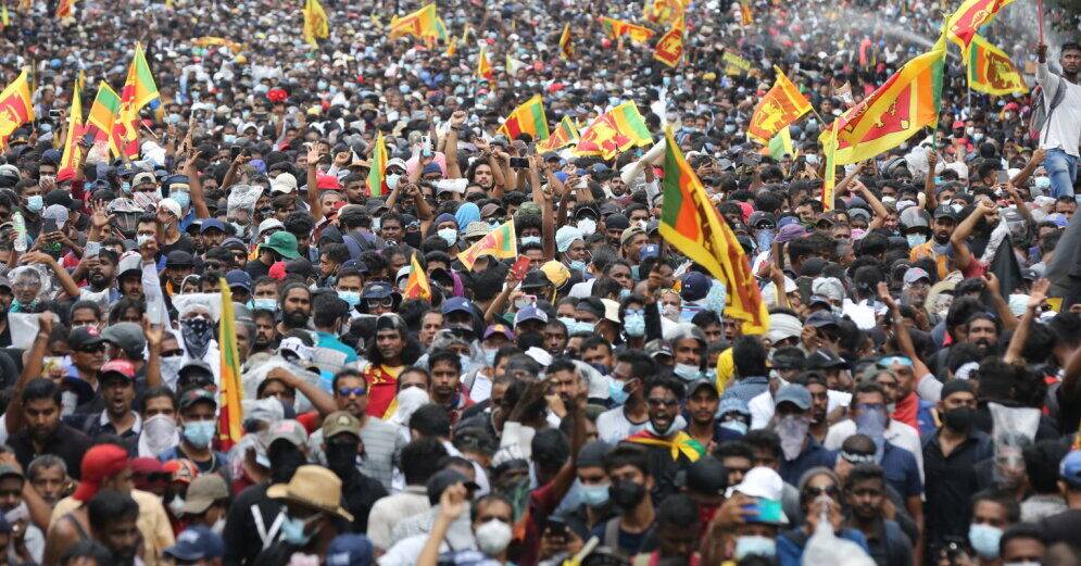 Массовые протесты в Шри-Ланке: митингующие ворвались в резиденцию президента