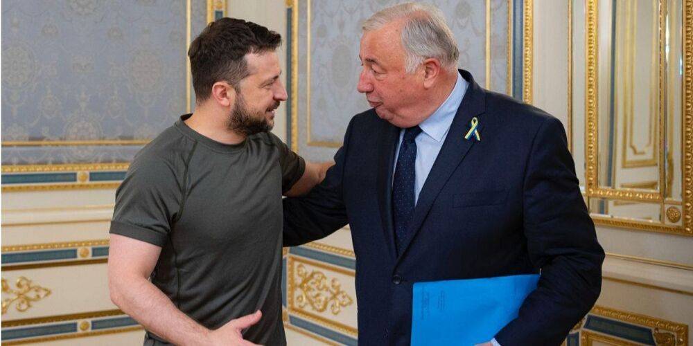 Зеленский встретился с главой Сената Франции. Тот выступил в Раде и поддержал Украину